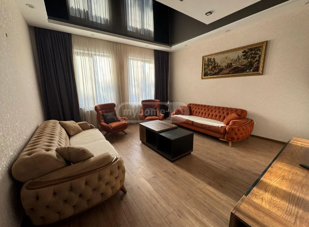 7 room private house for rent in isani