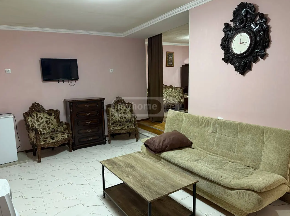 2 room private house for rent in isani